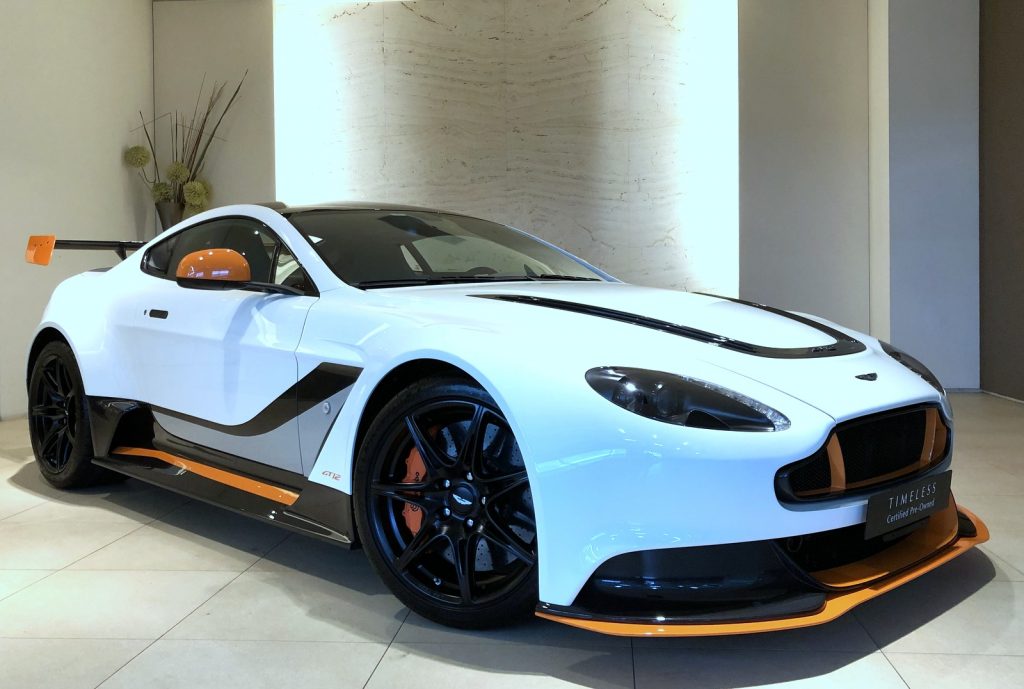 ASTON MARTIN Vantage GT 12