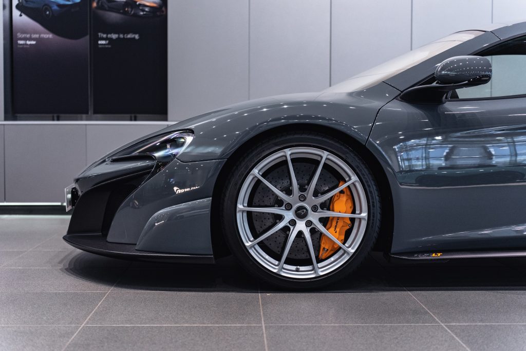 McLaren 675LT Coupe