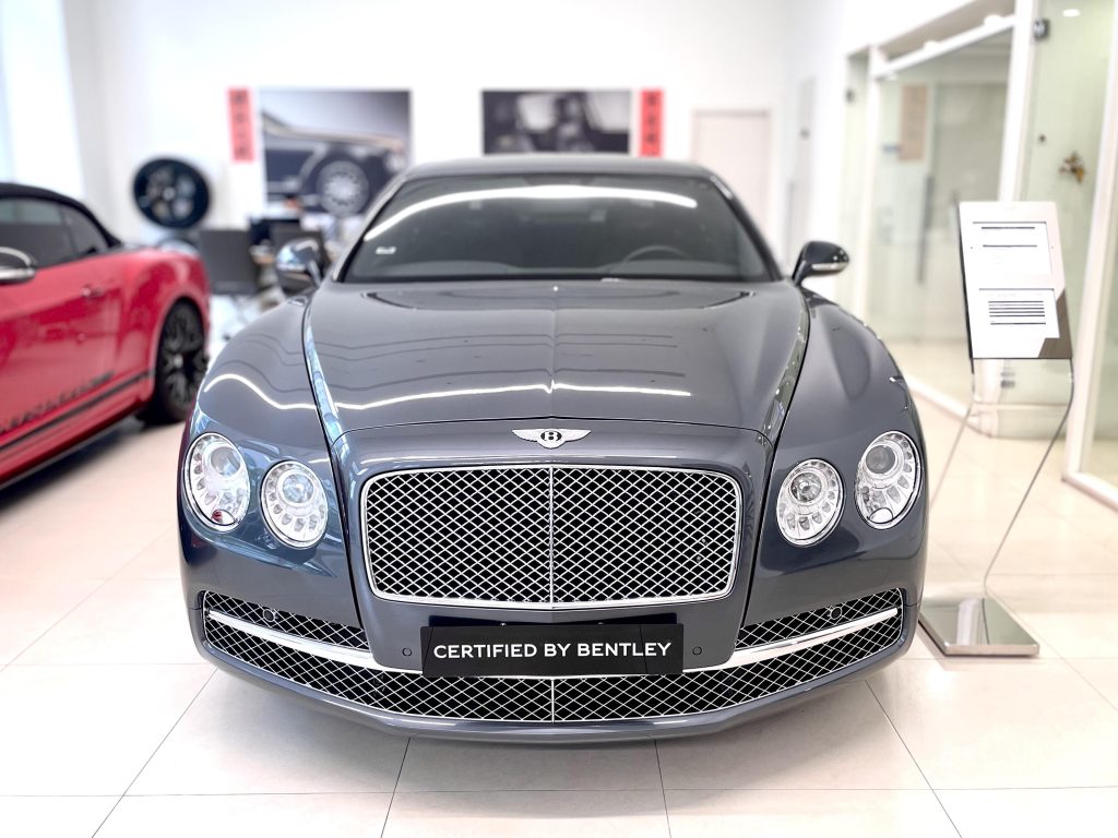 BENTLEY Flying Spur W12