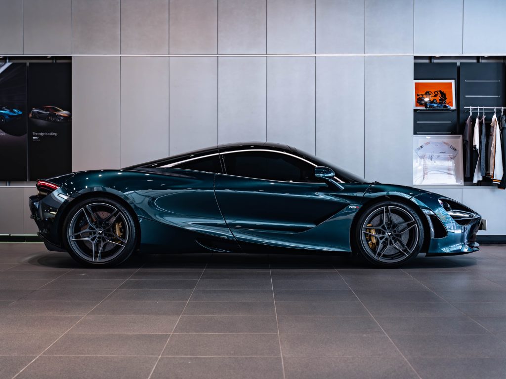 McLaren 720S Coupe