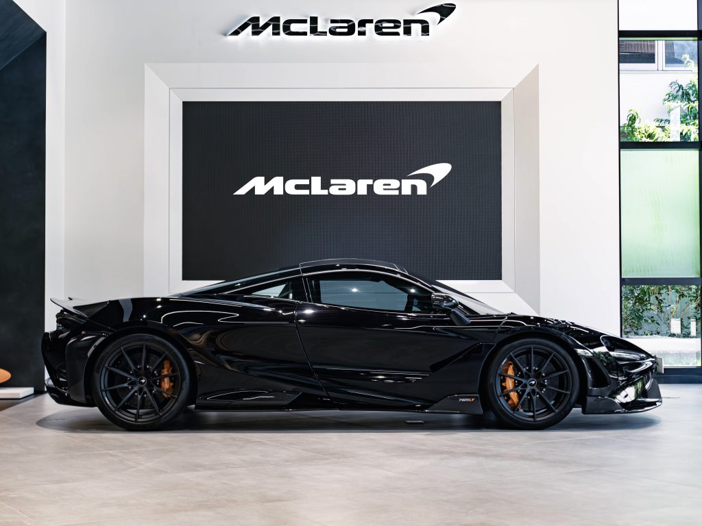 McLaren 765LT Coupe